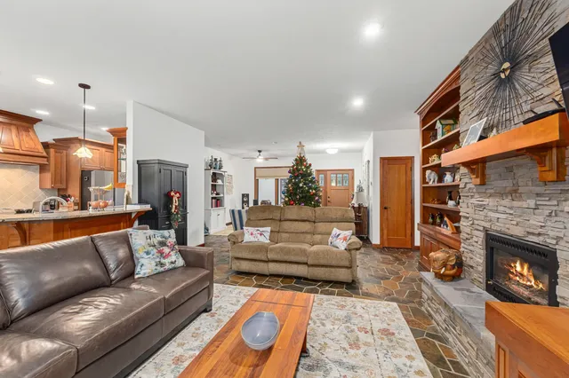 $639,000 | 406 Hogan's Way, Chewelah, WA 99109