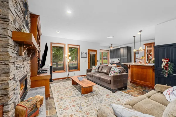 $639,000 | 406 Hogan's Way, Chewelah, WA 99109
