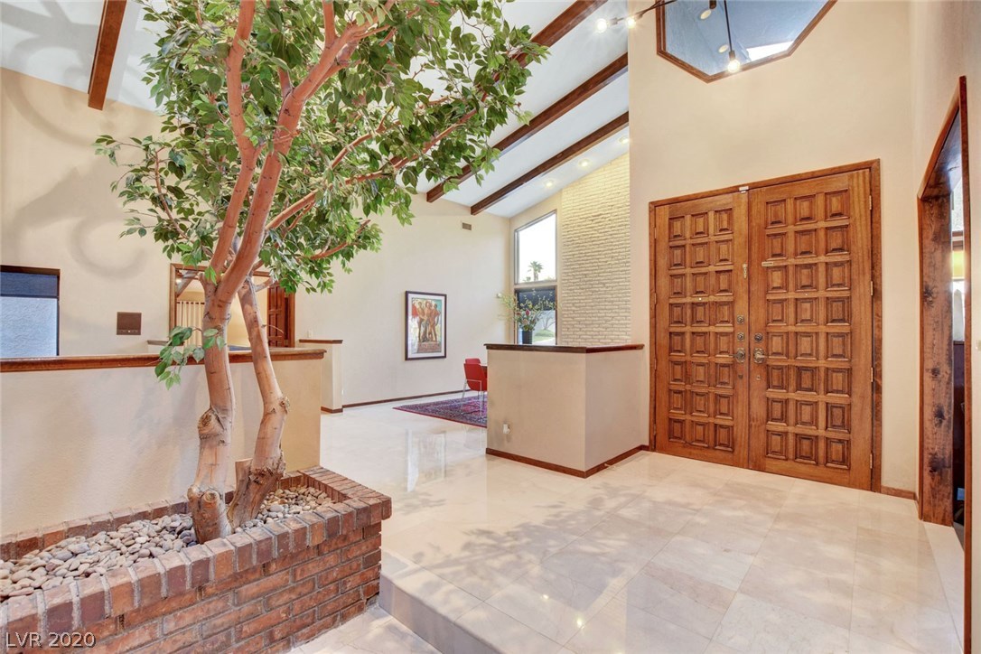 3255 South Lindell Road Las Vegas, NV 89146 - Photo 14 of 50 Gallery Image 14