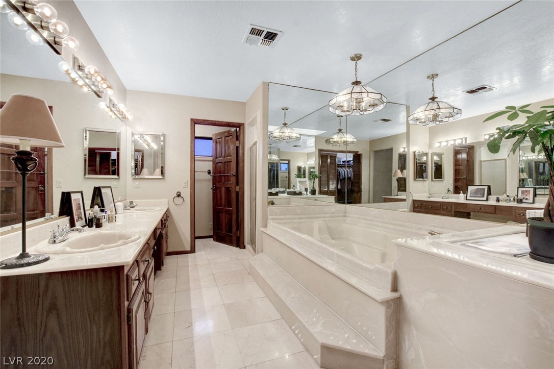 3255 South Lindell Road Las Vegas, NV 89146 - Photo 27 of 50 Gallery Image 27