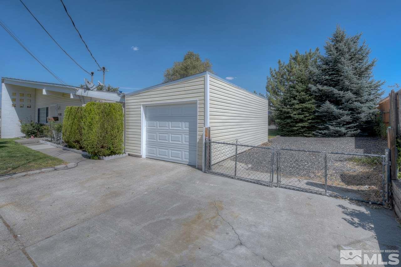 11930 Andes Street Reno, NV 89506 - Photo 4 of 29 Photo 4