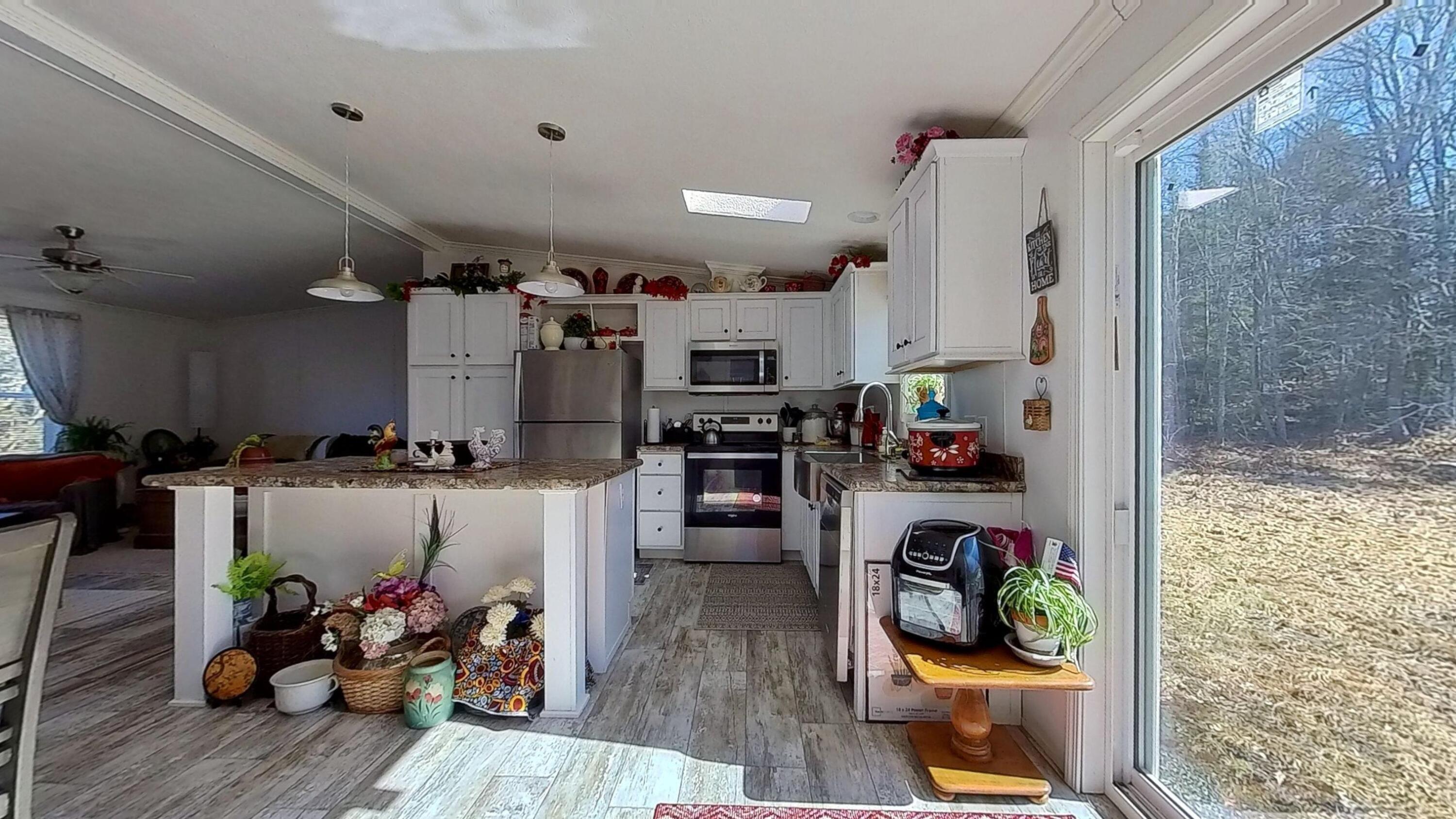 186 Depot Road Warren, ME 04864 - Photo 5 of 28 Kitchen