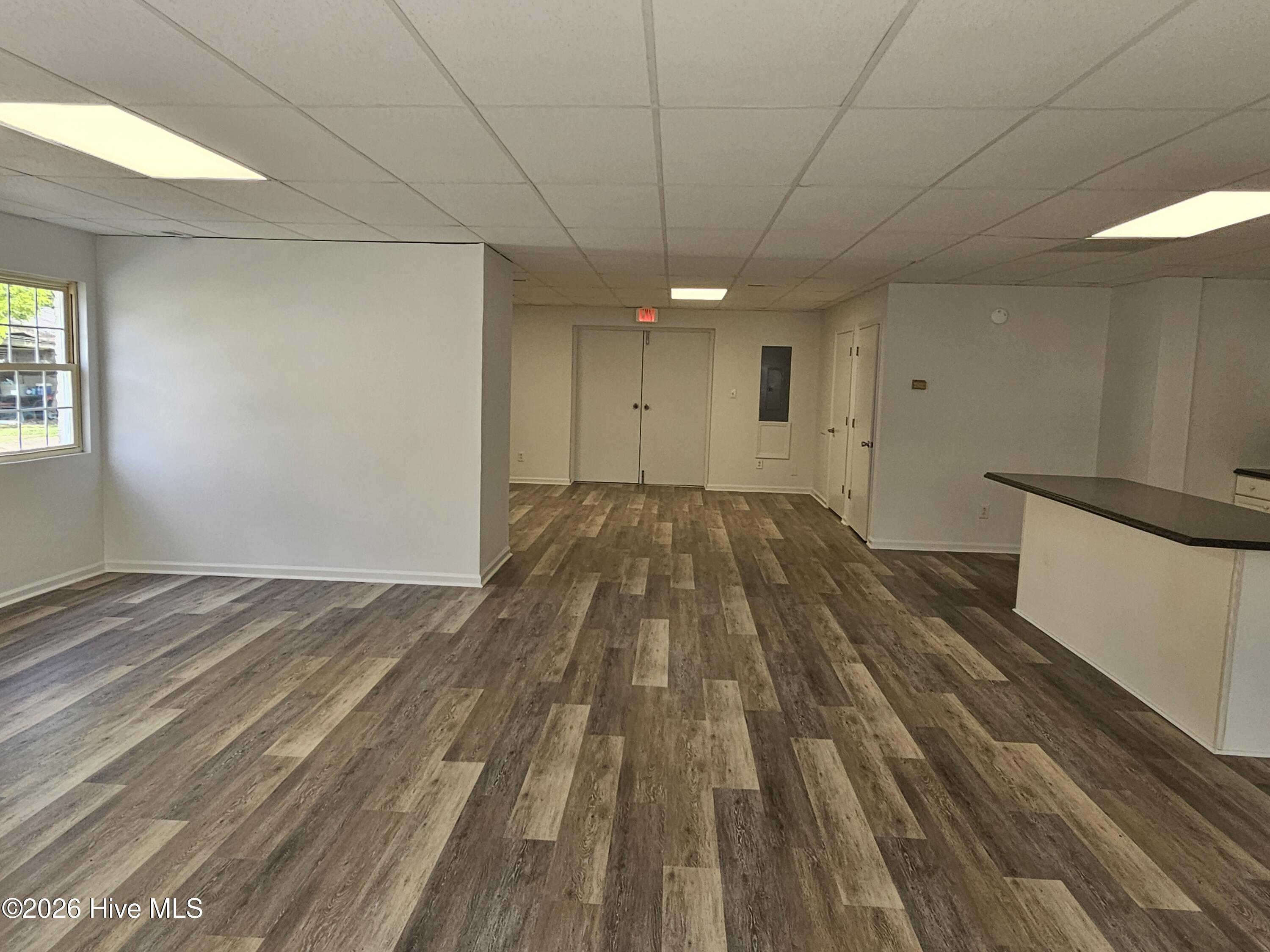 3100 Trent Road New Bern, NC 28562 - Photo 5 of 18 3100 Unit 1 Great room / Kitchenette