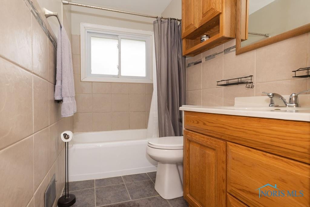 254 North Stadium Road Oregon, OH 43616 - Photo 23 of 44 Gallery Image 23