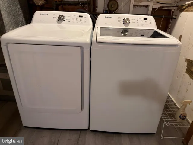 $3,500 | 905 West Poplar Road, Sterling, VA 20164