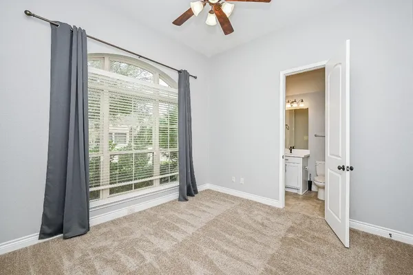 $2,850 | 11230 Dunstan Hill Drive, Richmond, TX 77407