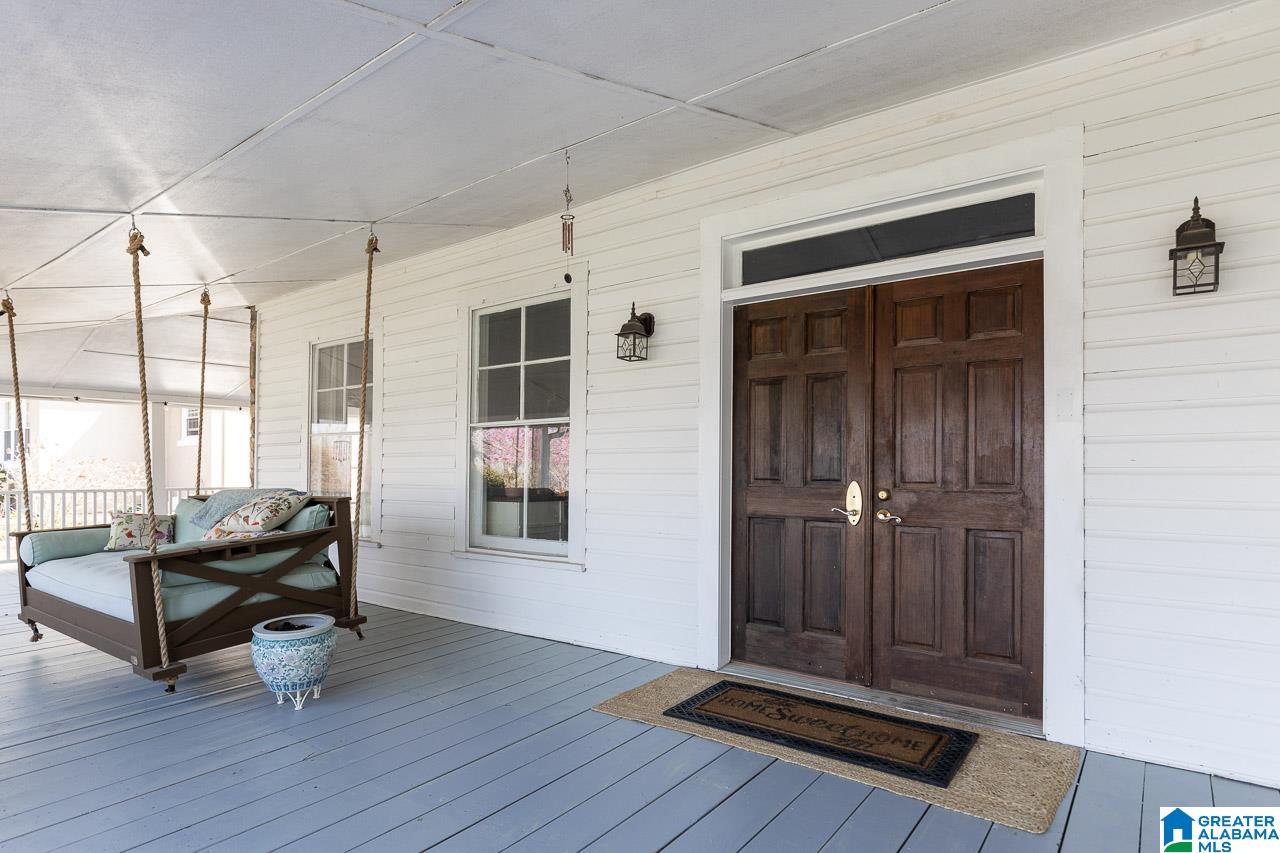 553 Shades Crest Road Birmingham, AL 35226 - Photo 4 of 42
