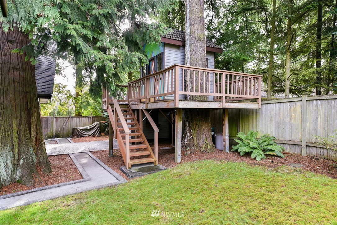 10436 Northeast 187th Street Bothell, WA 98011 - Photo 22 of 25 Gallery Image 22