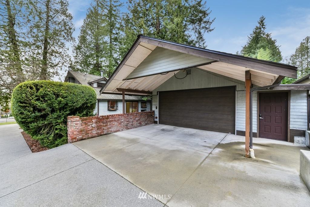 10436 Northeast 187th Street Bothell, WA 98011 - Photo 4 of 25 Gallery Image 4
