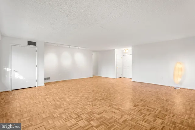 $395,000 | 103 West Montgomery Avenue, Unit 1A, Ardmore, PA 19003