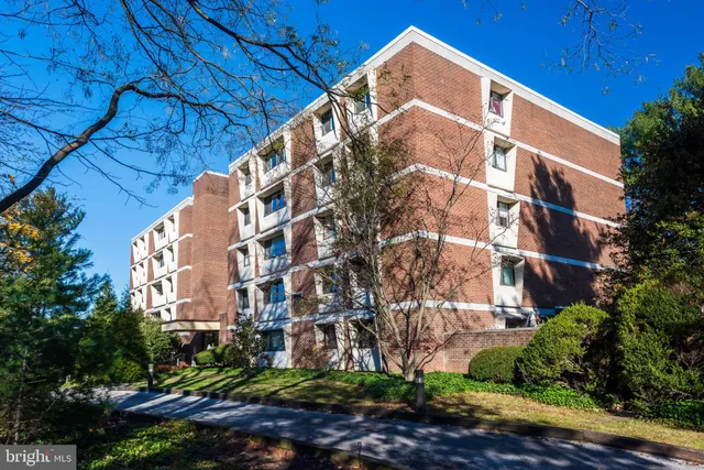 $395,000 | 103 West Montgomery Avenue, Unit 1A, Ardmore, PA 19003