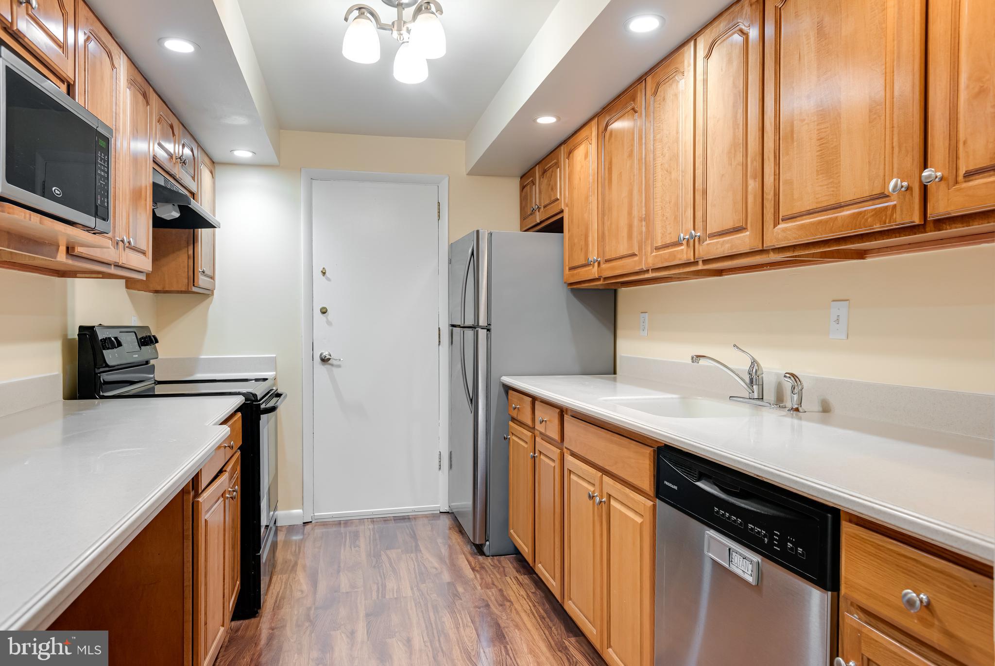 103 West Montgomery Avenue, Unit 1A Ardmore, PA 19003 - Photo 7 of 26