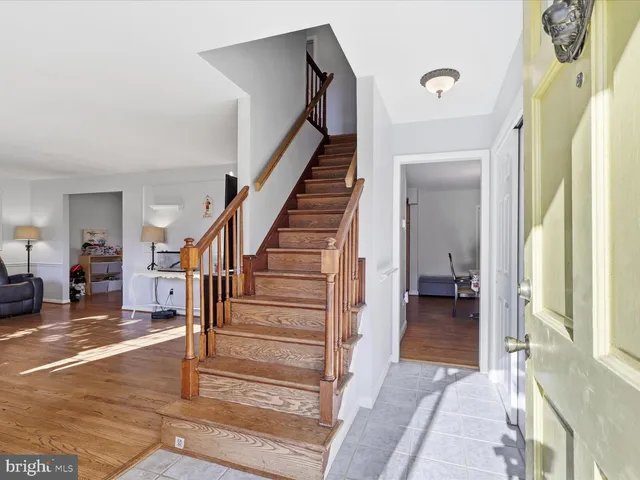 $999,900 | 11130 Chapel Road, Fairfax Station, VA 22039