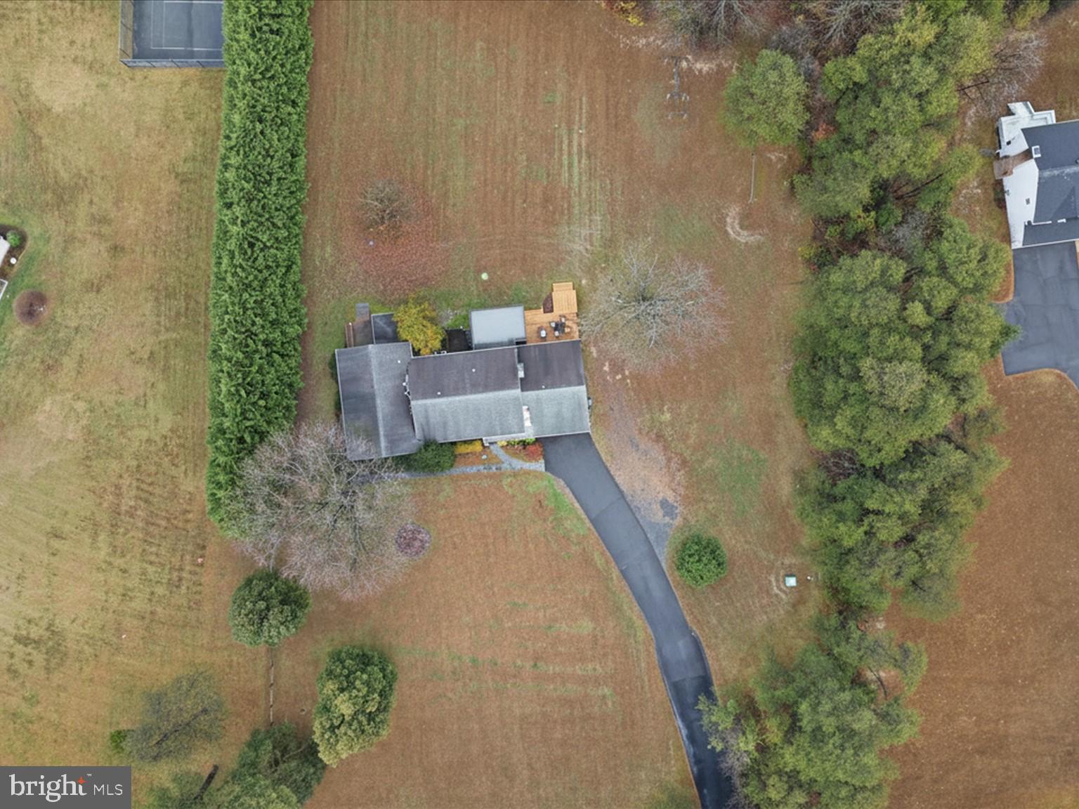 11130 Chapel Road Fairfax Station, VA 22039 - Photo 51 of 55 a view of a pathway with a garden