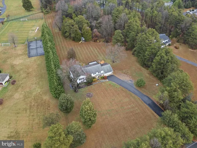 $999,900 | 11130 Chapel Road, Fairfax Station, VA 22039