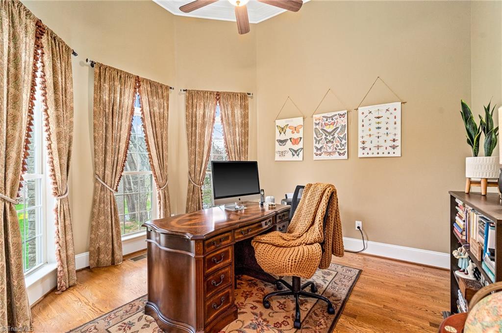 5005 Robdot Drive Oak Ridge, NC 27310 - Photo 7 of 50 Office