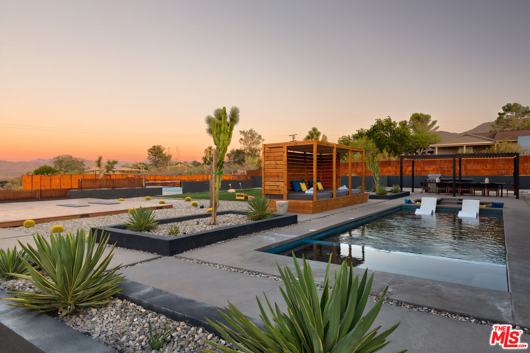 7217 Juniper Road Joshua Tree, CA 92252 - Photo 6 of 60