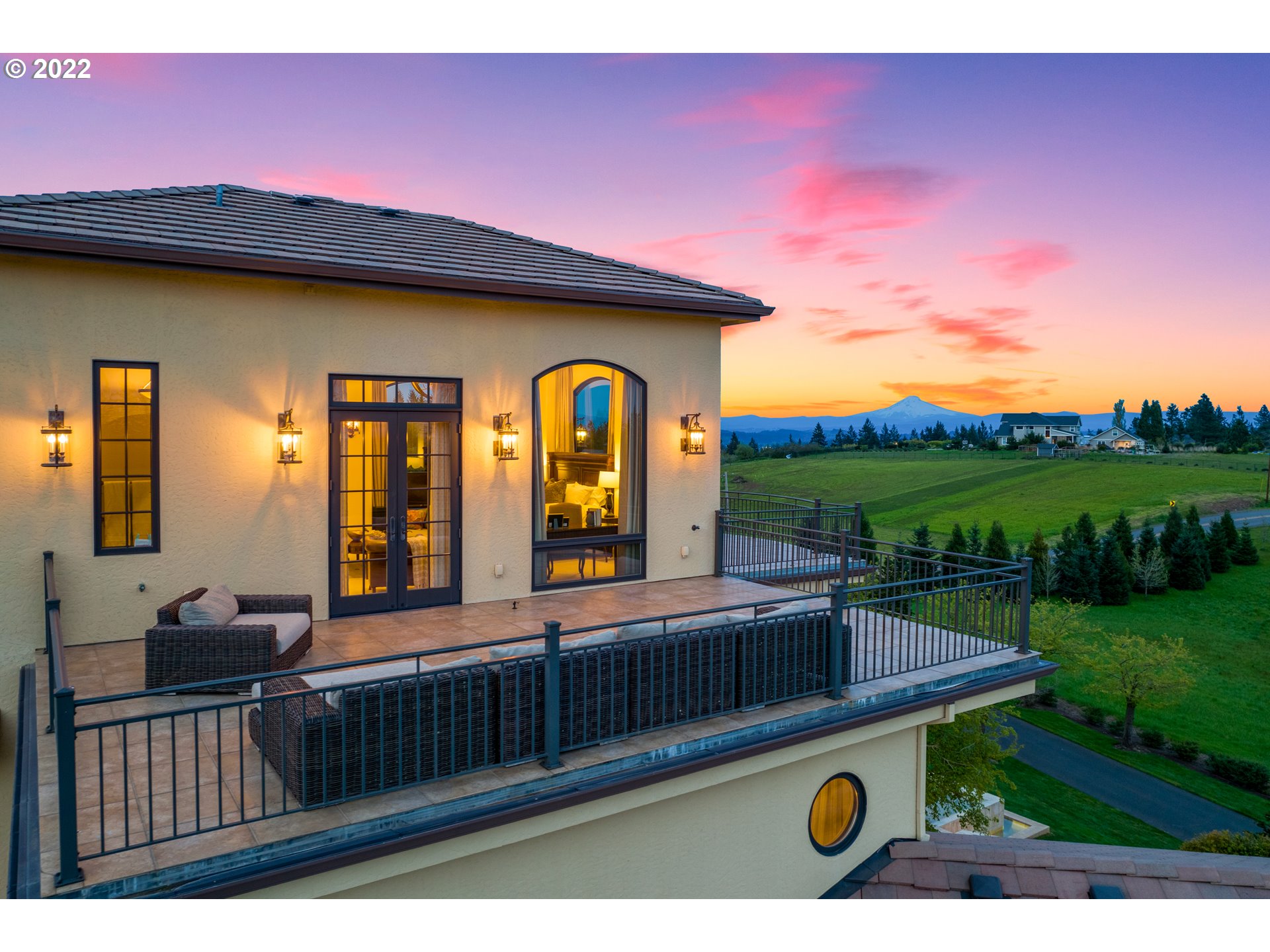 1700 Southwest Schaeffer Road West Linn, OR 97068 - Photo 3 of 32 Gallery Image 3