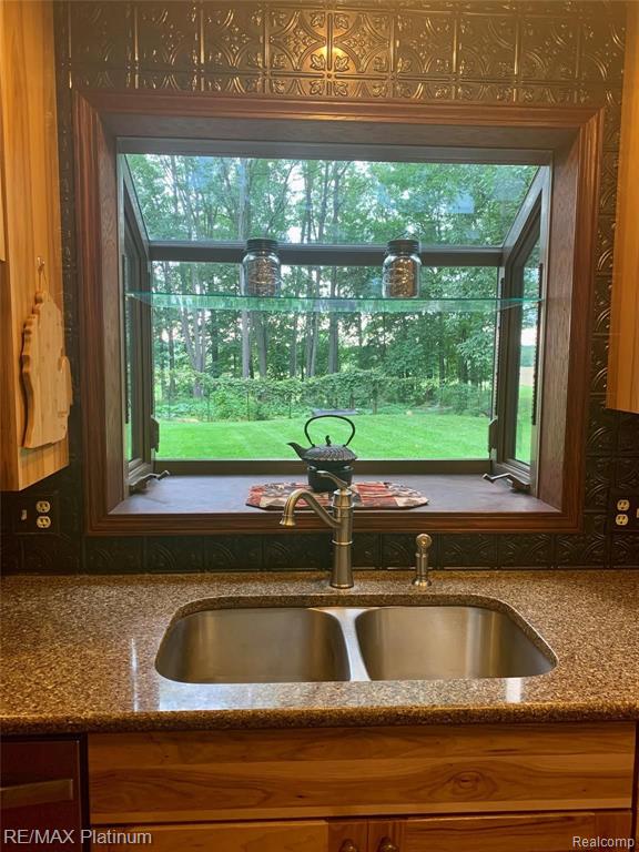 3770 Pinckney Road Howell, MI 48843 - Photo 15 of 45