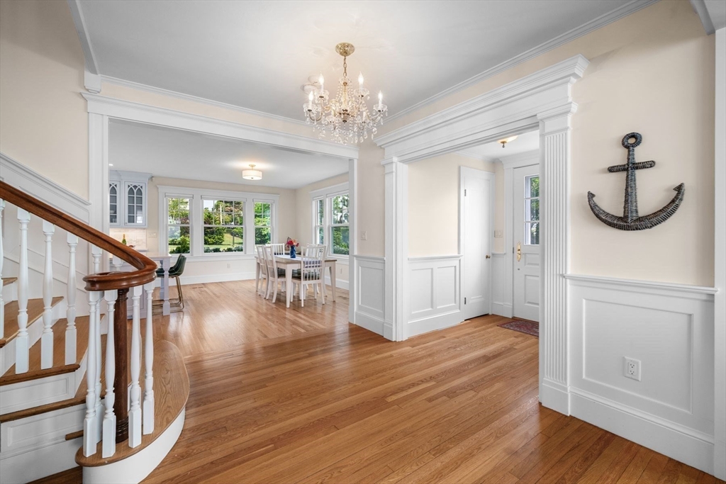 16 Coolidge Road Marblehead, MA 01945 - Photo 4 of 41