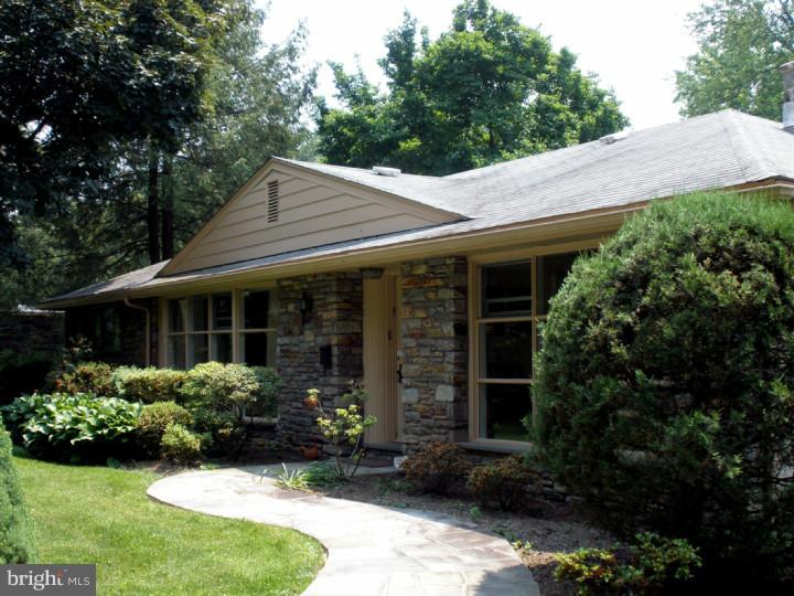 660 Stetson Road Elkins Park, PA 19027 - Photo 1 of 25 Exterior Front