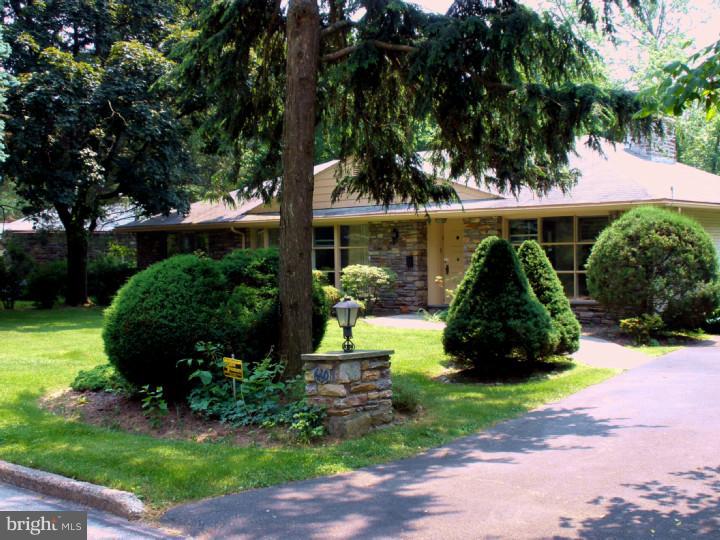 660 Stetson Road Elkins Park, PA 19027 - Photo 3 of 25 Exterior Front