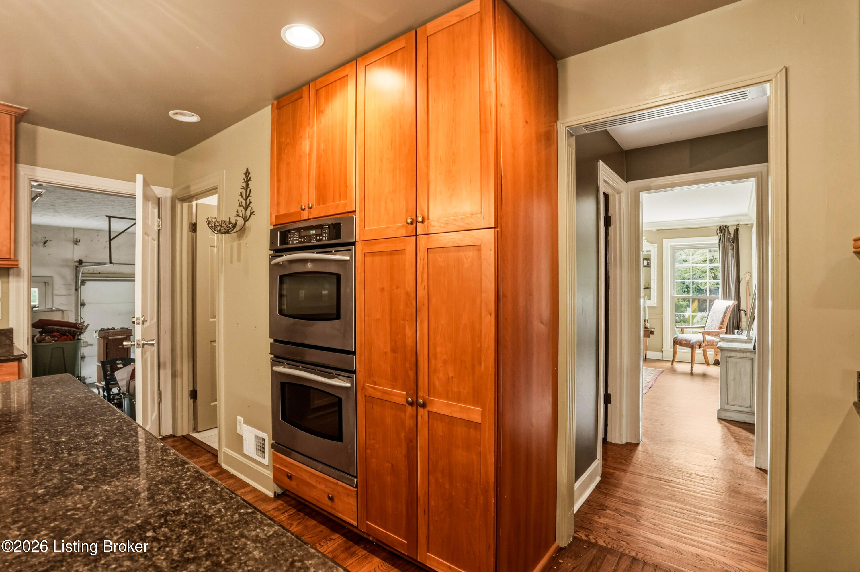 5407 Apache Road Louisville, KY 40207 - Photo 20 of 50 Kitchen