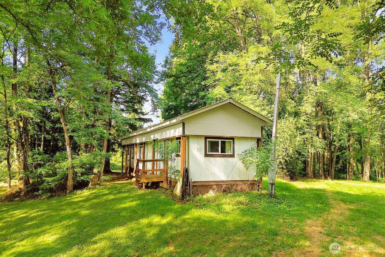 1981 H Street Road Blaine, WA 98230 - Photo 3 of 37 Gallery Image 3