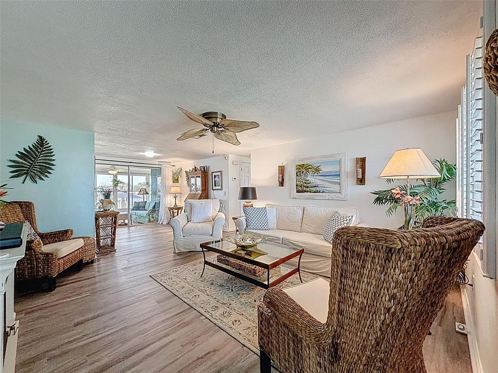 6521 Leeside Isle Hudson, FL 34667 - Photo 5 of 59