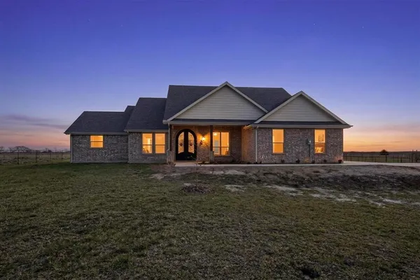 $489,900 | 6721 County Road 1140, Leonard, TX 75452