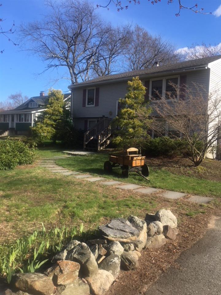 28 Rocks Road Seabrook, NH 03874 - Photo 3 of 18