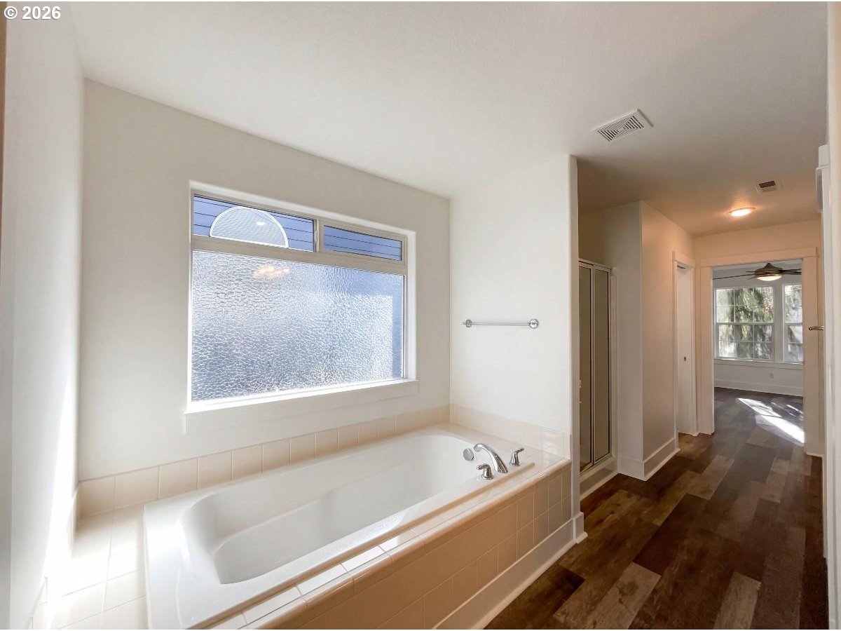 10989 Southwest Oneida Street Tualatin, OR 97062 - Photo 22 of 34