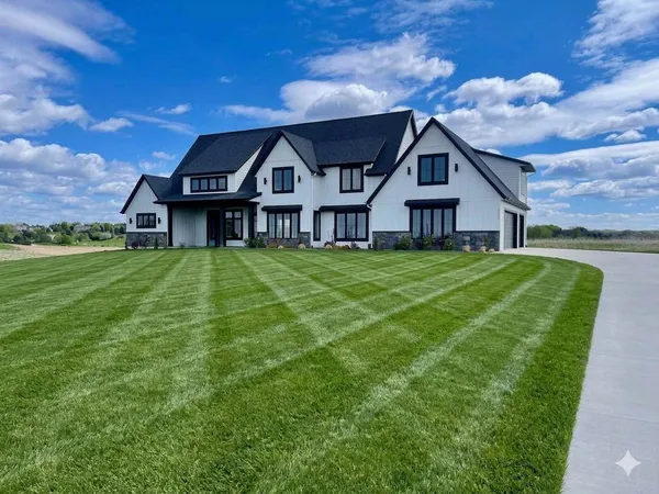 $1,395,000 | 1629 Boelter Estates Drive Northwest, Rochester, MN 55901