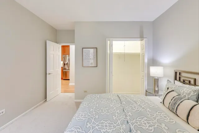 $550,000 | 921 West Addison Street, Unit 3B, Chicago, IL 60613