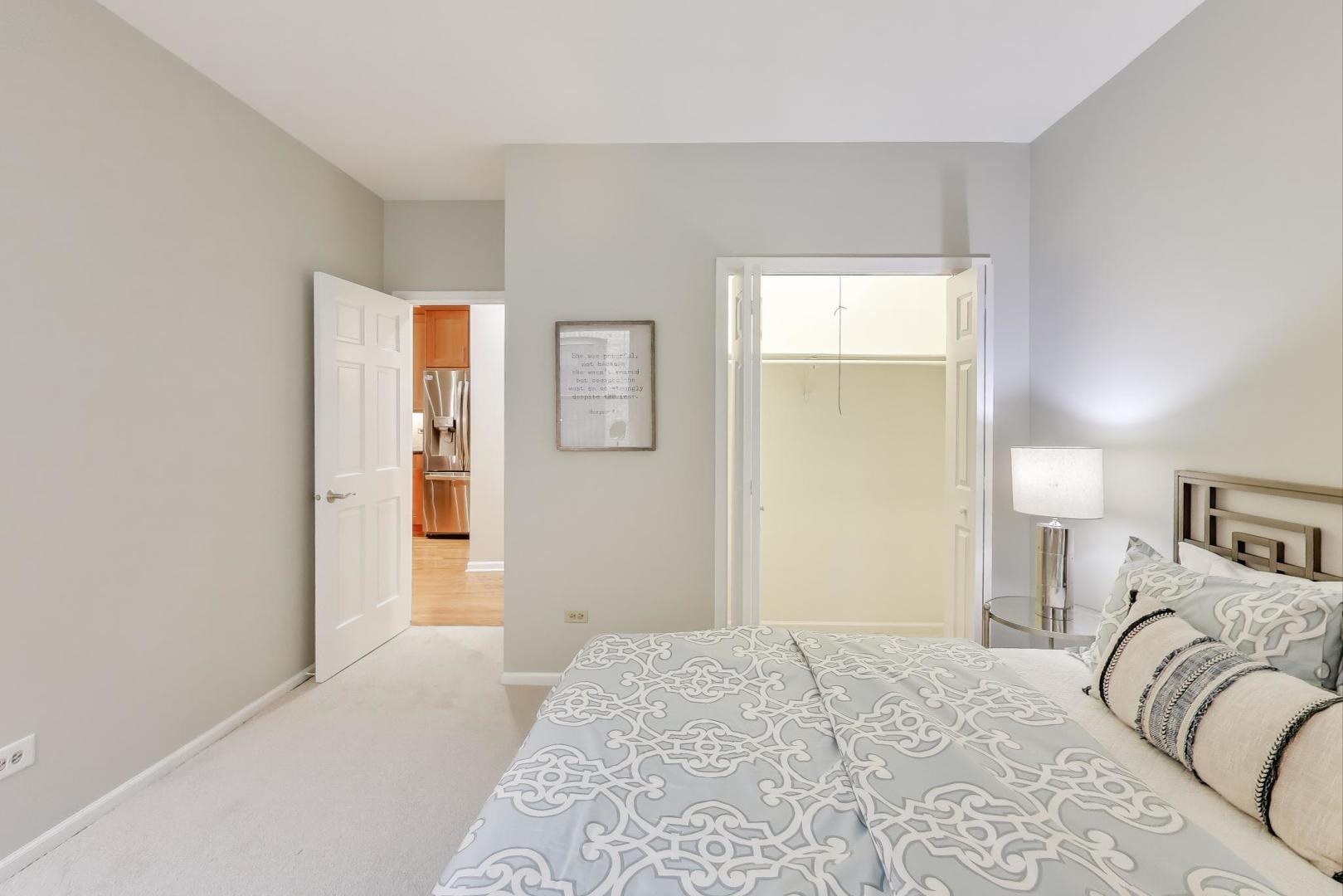 921 West Addison Street, Unit 3B Chicago, IL 60613 - Photo 23 of 28