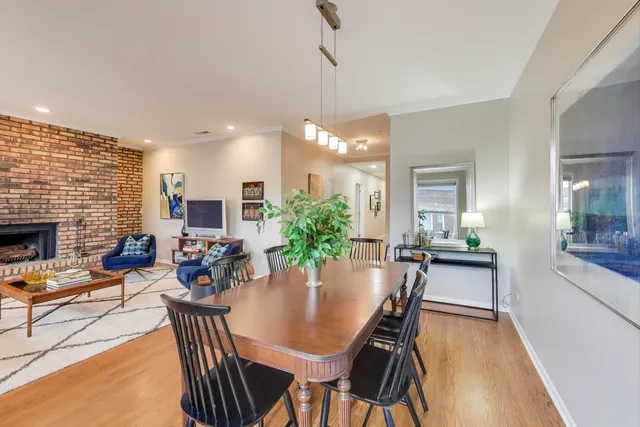 $550,000 | 921 West Addison Street, Unit 3B, Chicago, IL 60613