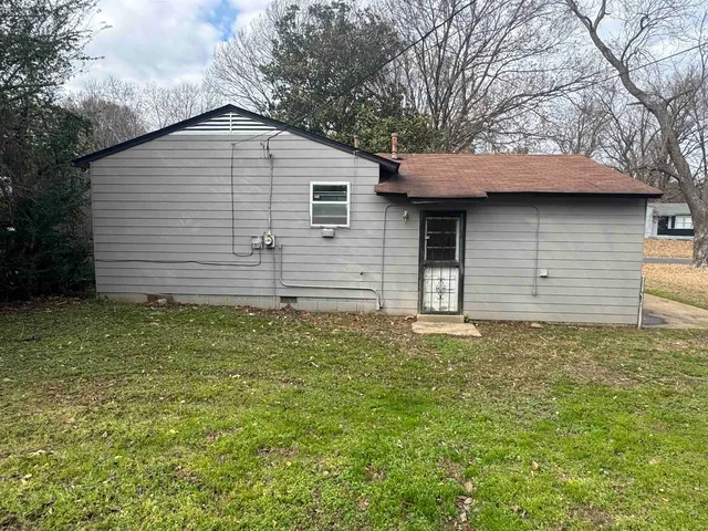 a backyard of a house