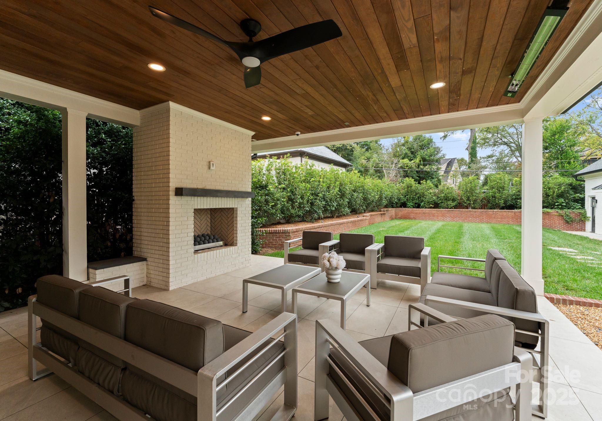 1446 Queens Road West Charlotte, NC 28207 - Photo 19 of 48 Gallery Image 19