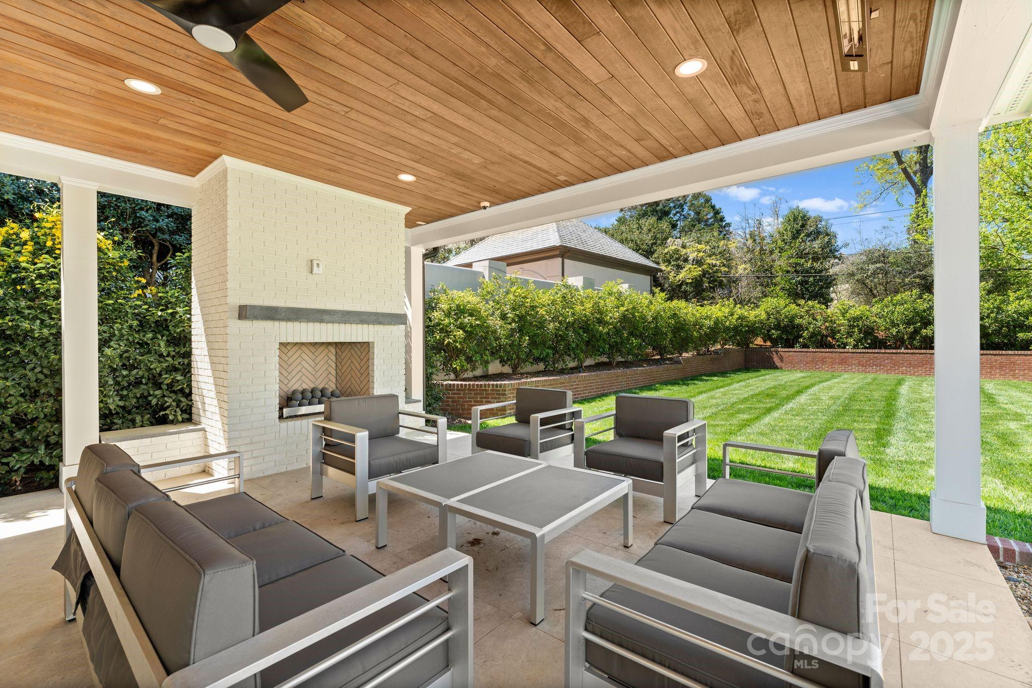 1446 Queens Road West Charlotte, NC 28207 - Photo 23 of 48 Gallery Image 23