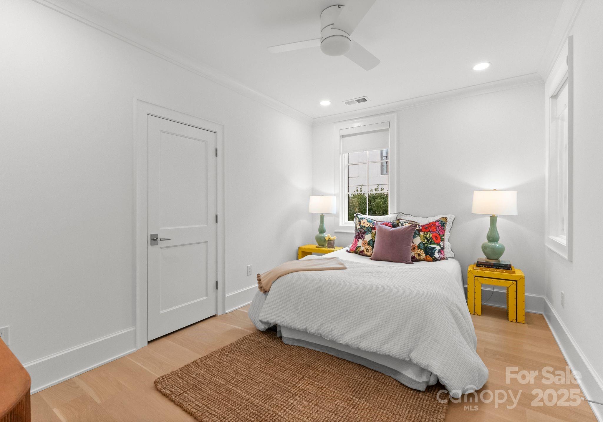 1446 Queens Road West Charlotte, NC 28207 - Photo 38 of 48 Gallery Image 38