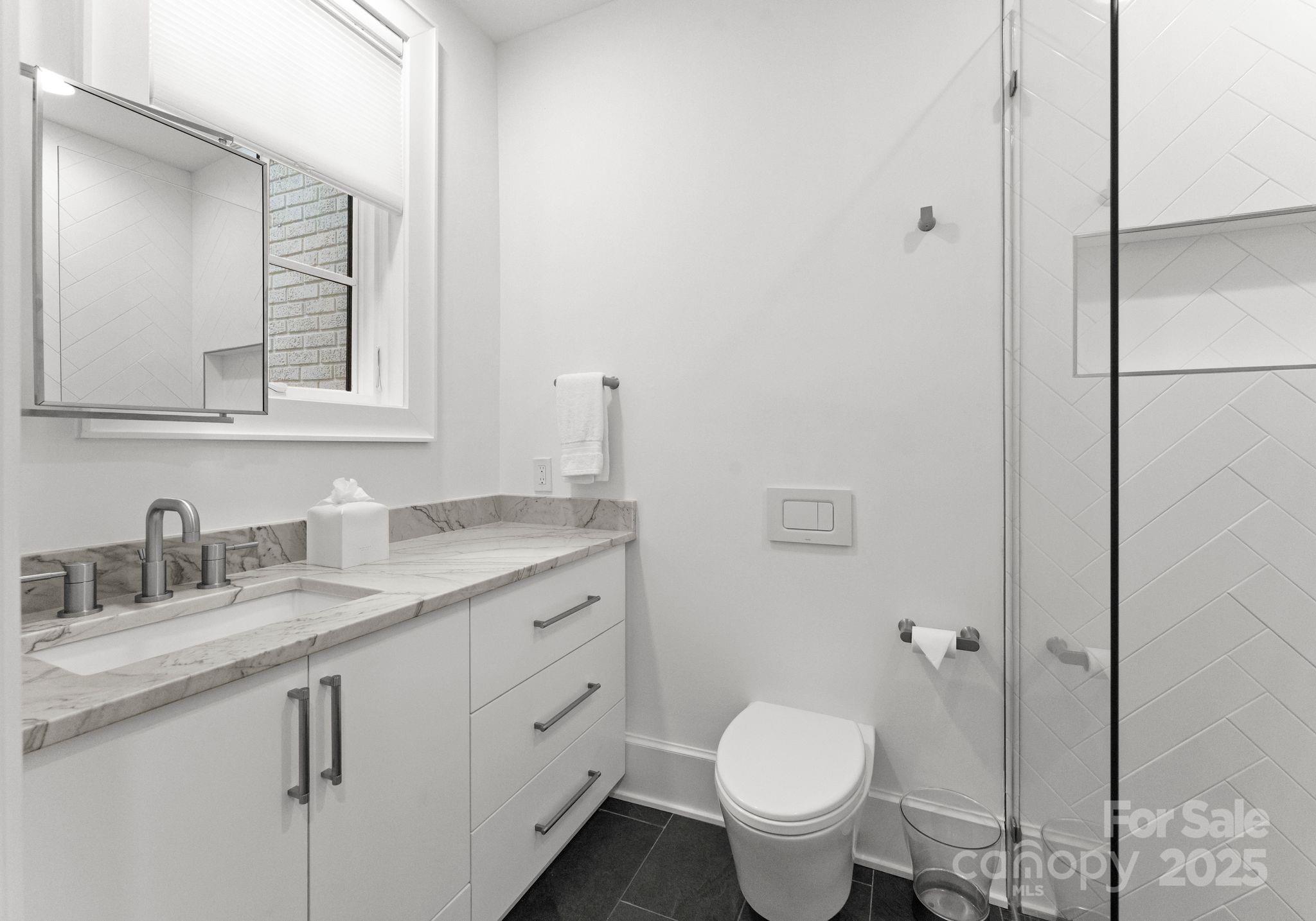 1446 Queens Road West Charlotte, NC 28207 - Photo 39 of 48 Gallery Image 39