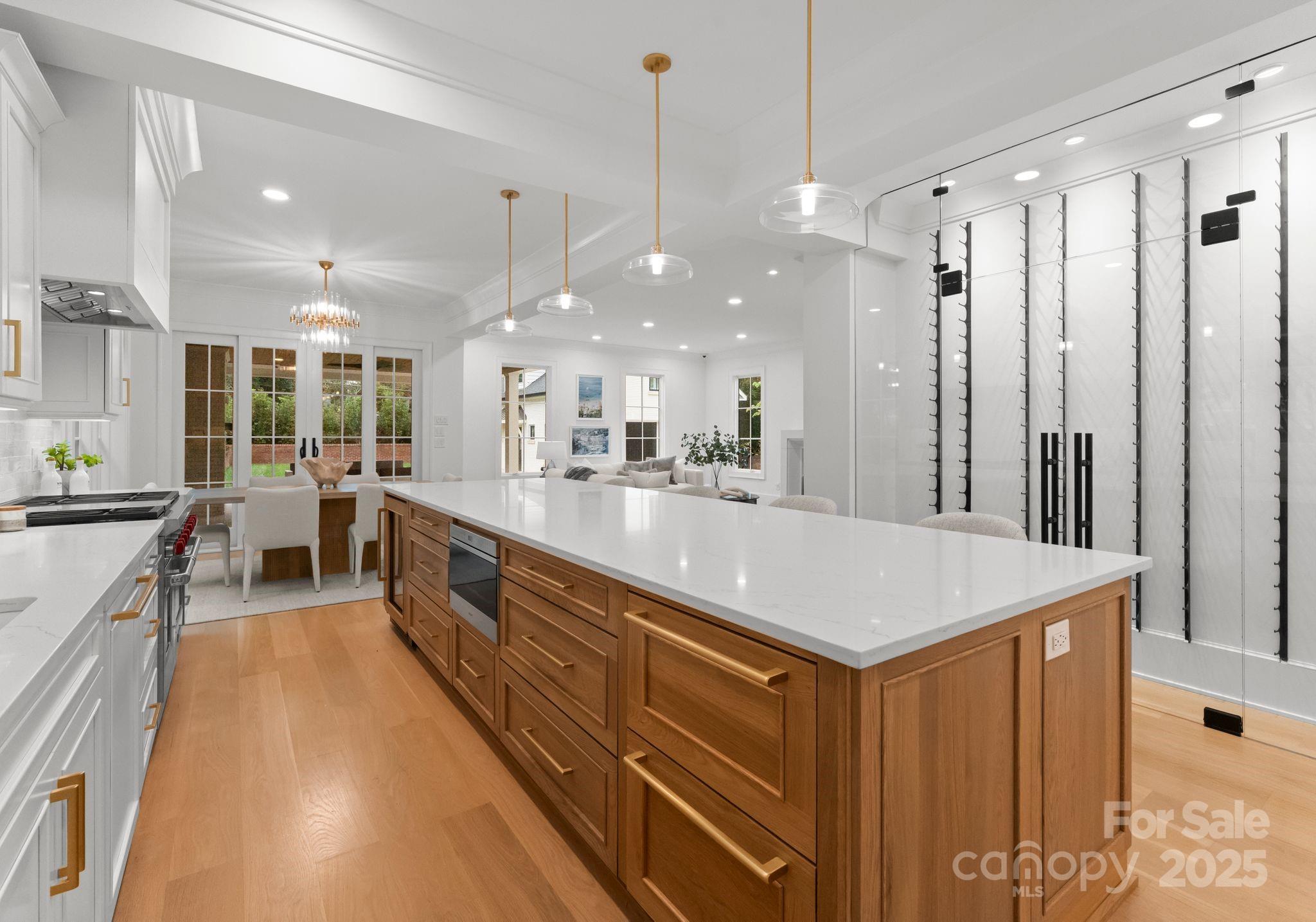 1446 Queens Road West Charlotte, NC 28207 - Photo 5 of 48 Gallery Image 5