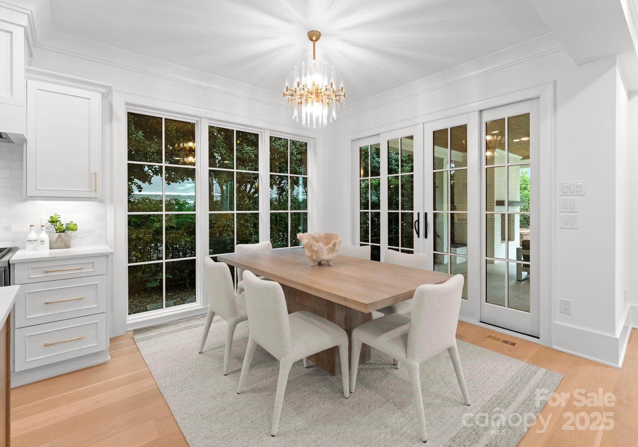 1446 Queens Road West Charlotte, NC 28207 - Photo 8 of 48 Gallery Image 8