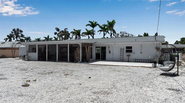 $1,700,000 | 130 North Adams Drive, Sarasota, FL 34236