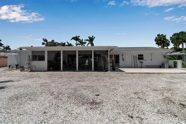 $1,700,000 | 130 North Adams Drive, Sarasota, FL 34236