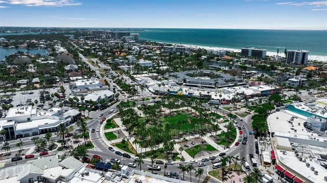 $1,700,000 | 130 North Adams Drive, Sarasota, FL 34236