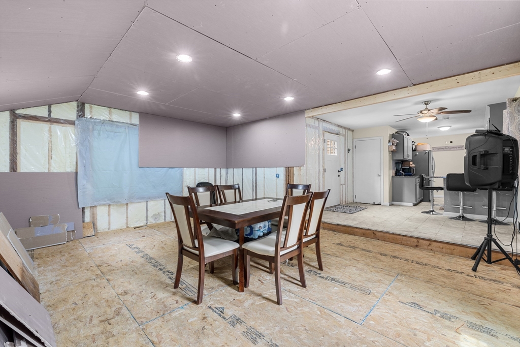 105 Fisher Road Southborough, MA 01772 - Photo 13 of 42 Gallery Image 13