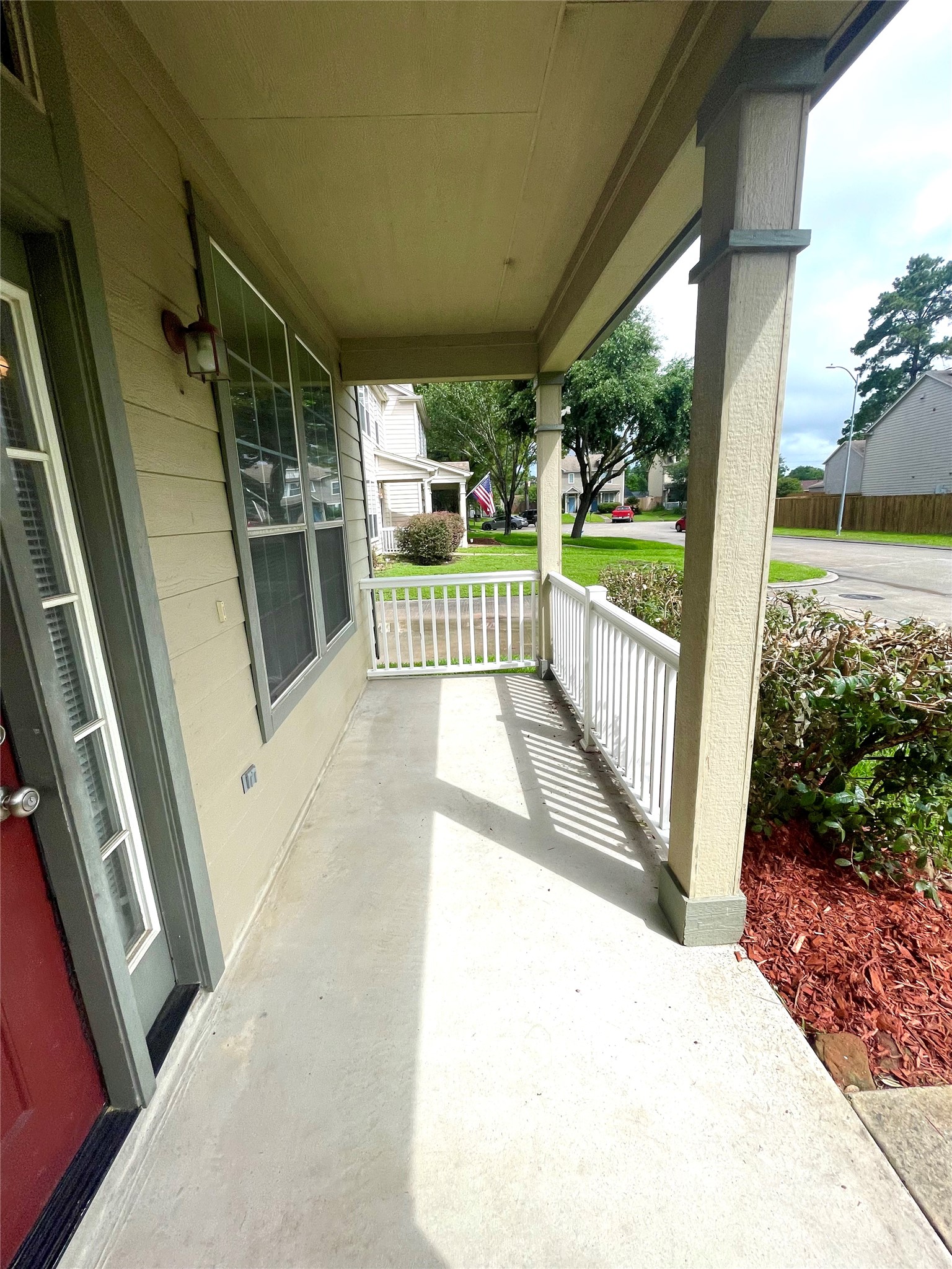 23623 Twisting Falls Drive Spring, TX 77373 - Photo 5 of 46 Front Patio