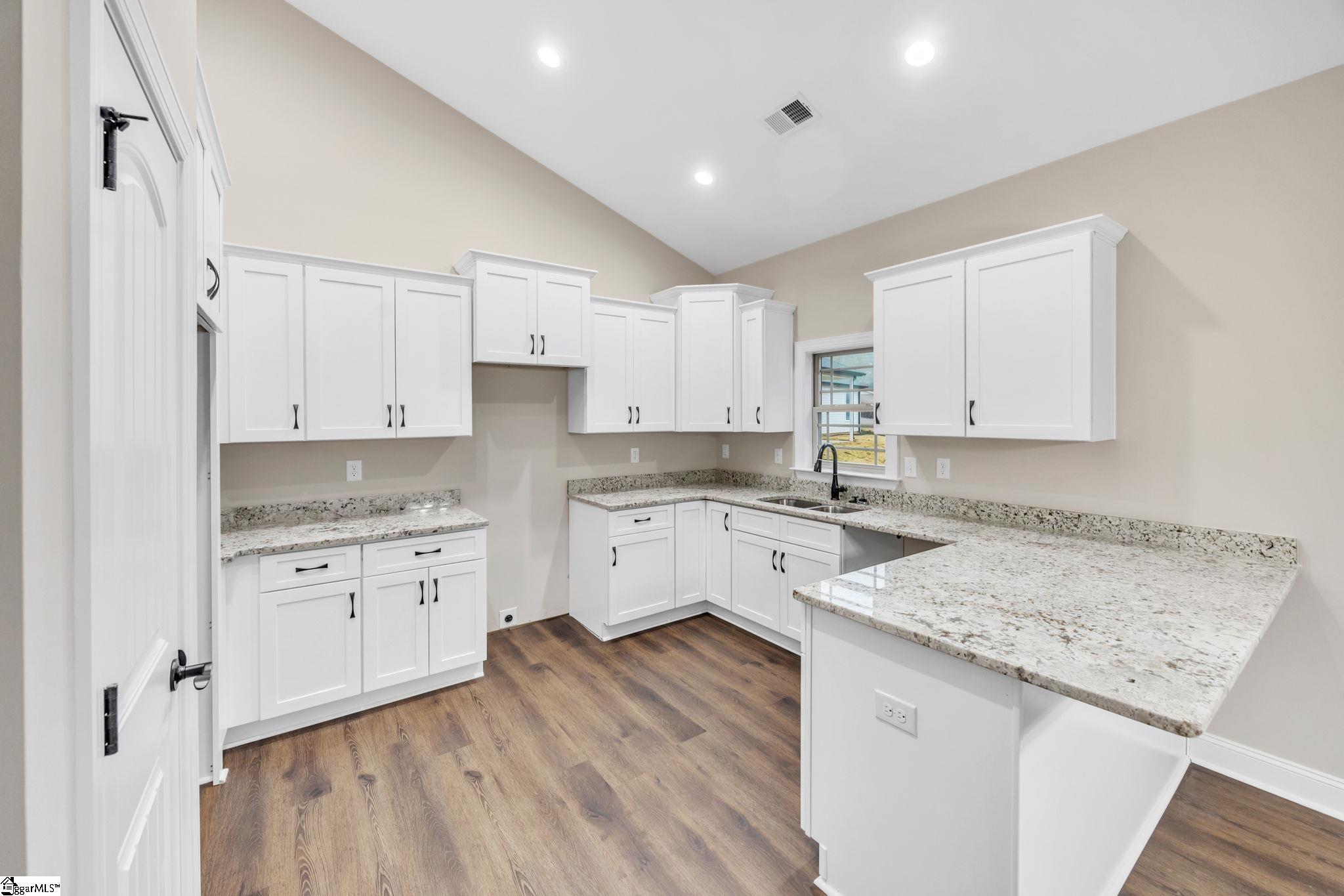 103 Stancil Road Anderson, SC 29625 - Photo 4 of 19