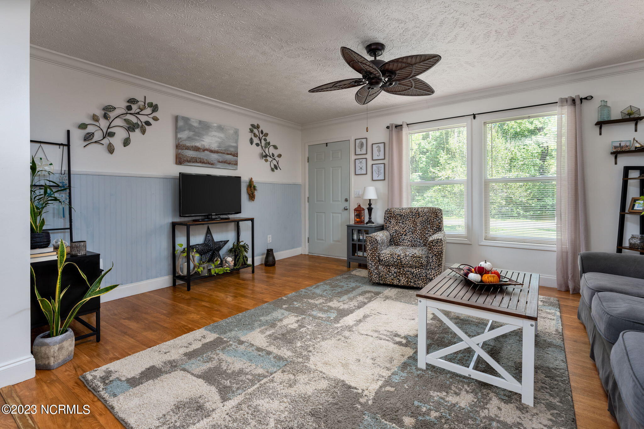 275 Grape Road Rocky Point, NC 28457 - Photo 2 of 26 LivingRoom